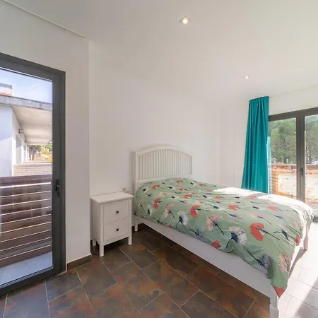 Villa In Spain Near Riells & Cala Montgo *