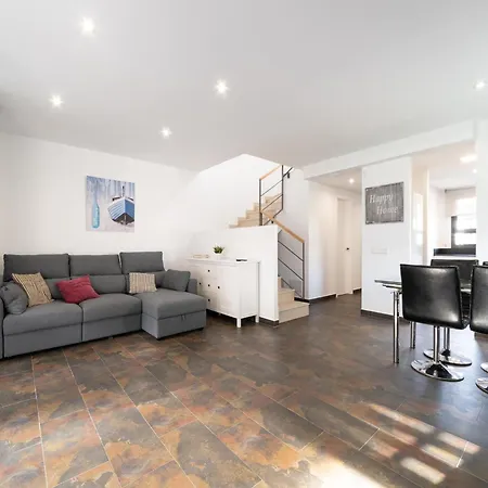 Modern With Private Terrace L'Escala
